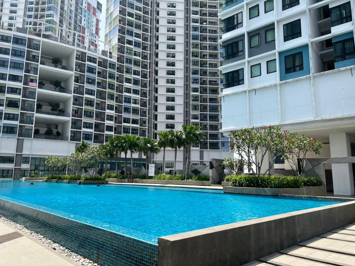 Pangsapuri Homestay Honey I-icity I Soho *